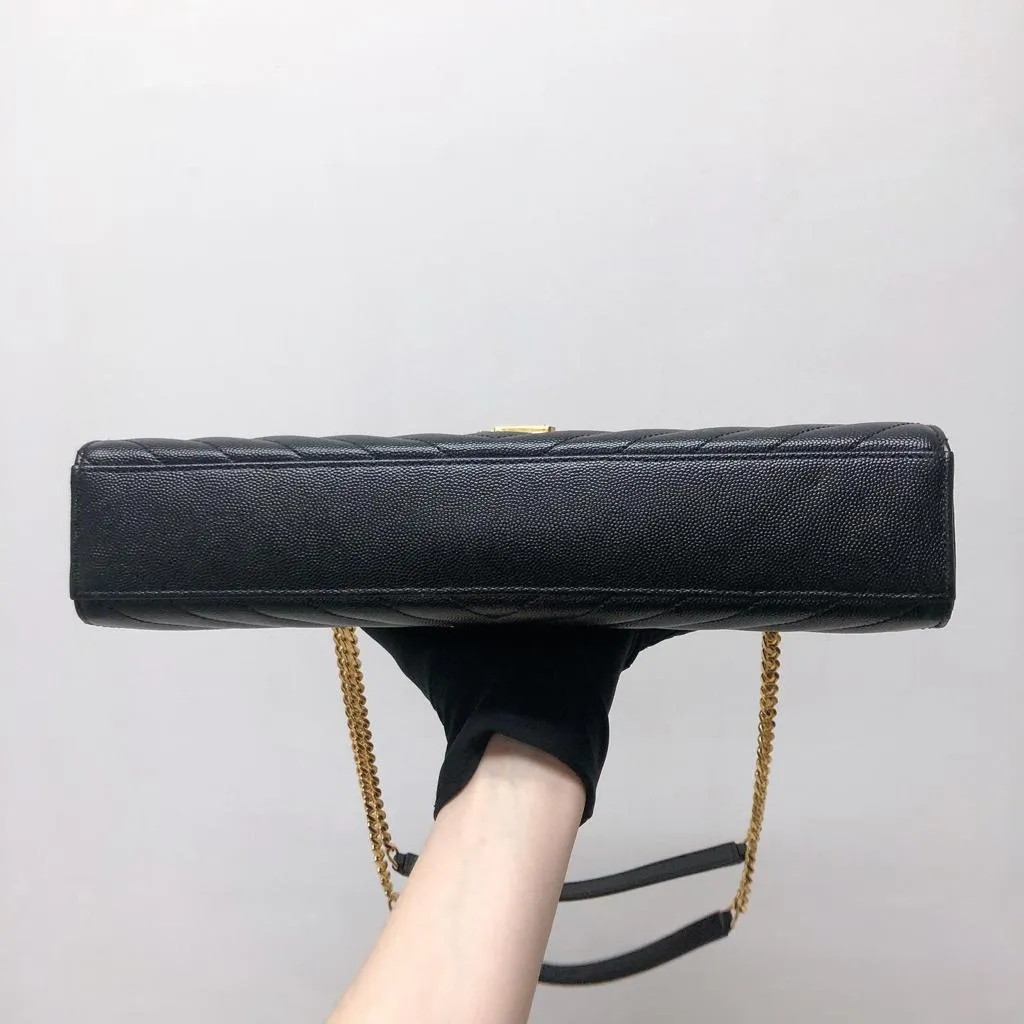 Envelope Large Flap in Chevron Quilted Leather Black