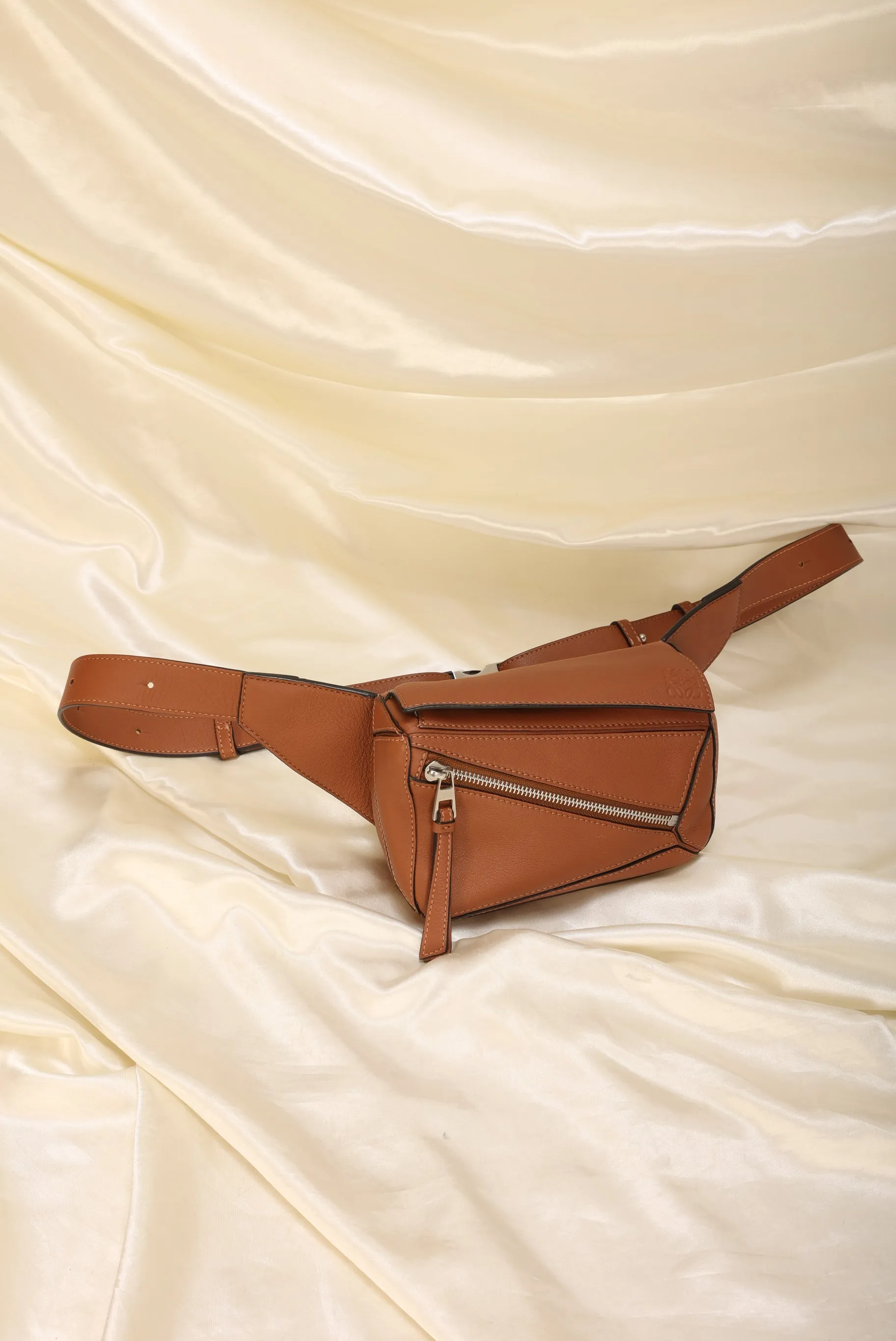 Loewe 2021 Puzzle Belt Bag