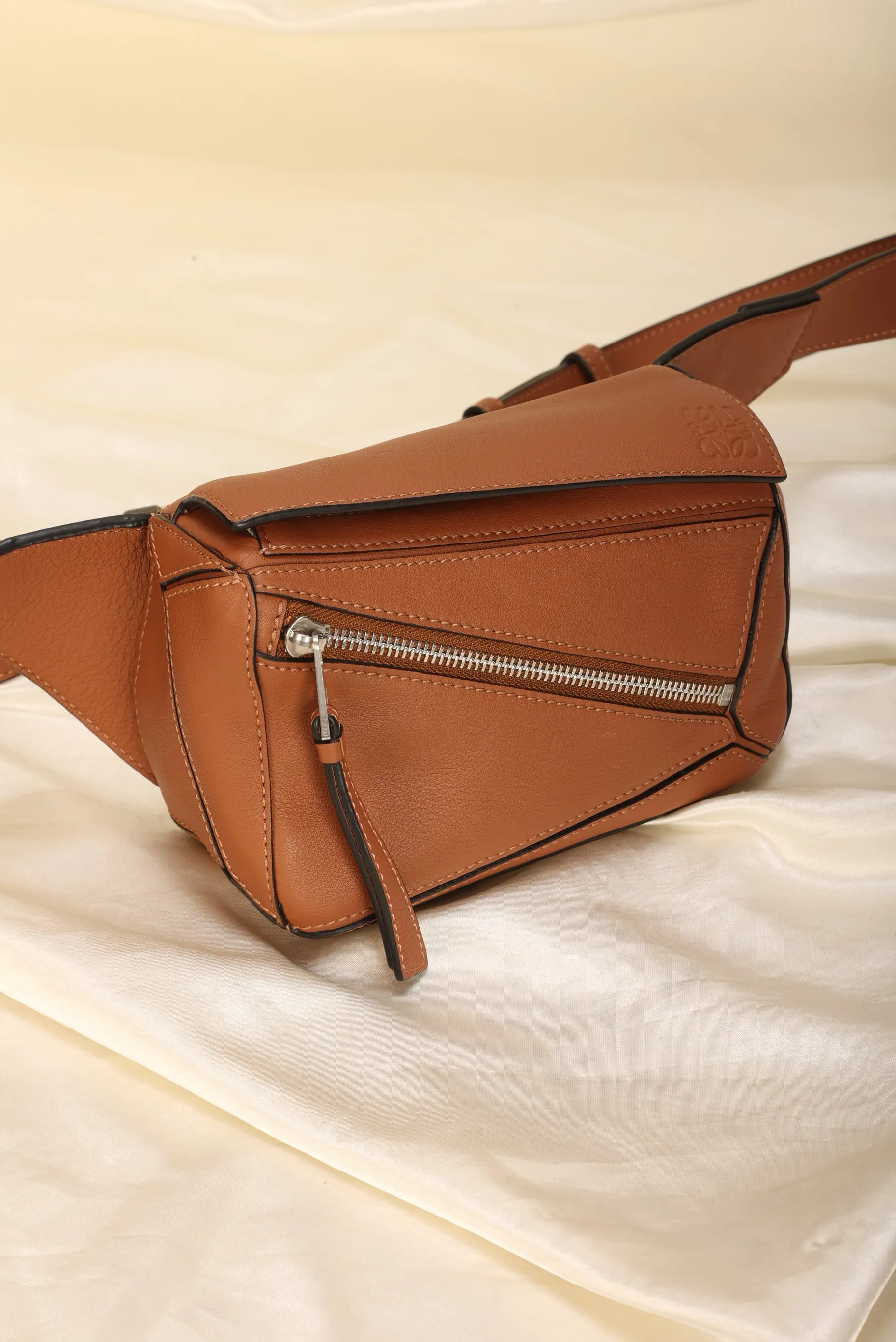 Loewe 2021 Puzzle Belt Bag