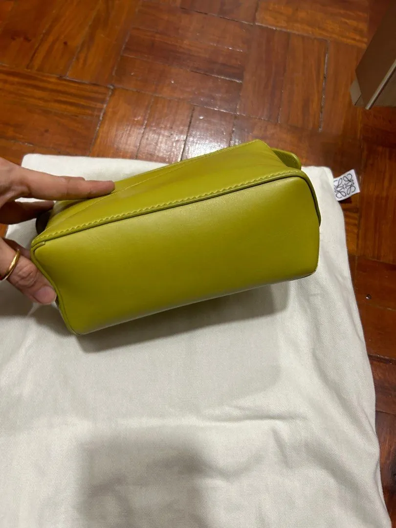 <b>LOEWE </b> <br>Mini Puzzle Edge