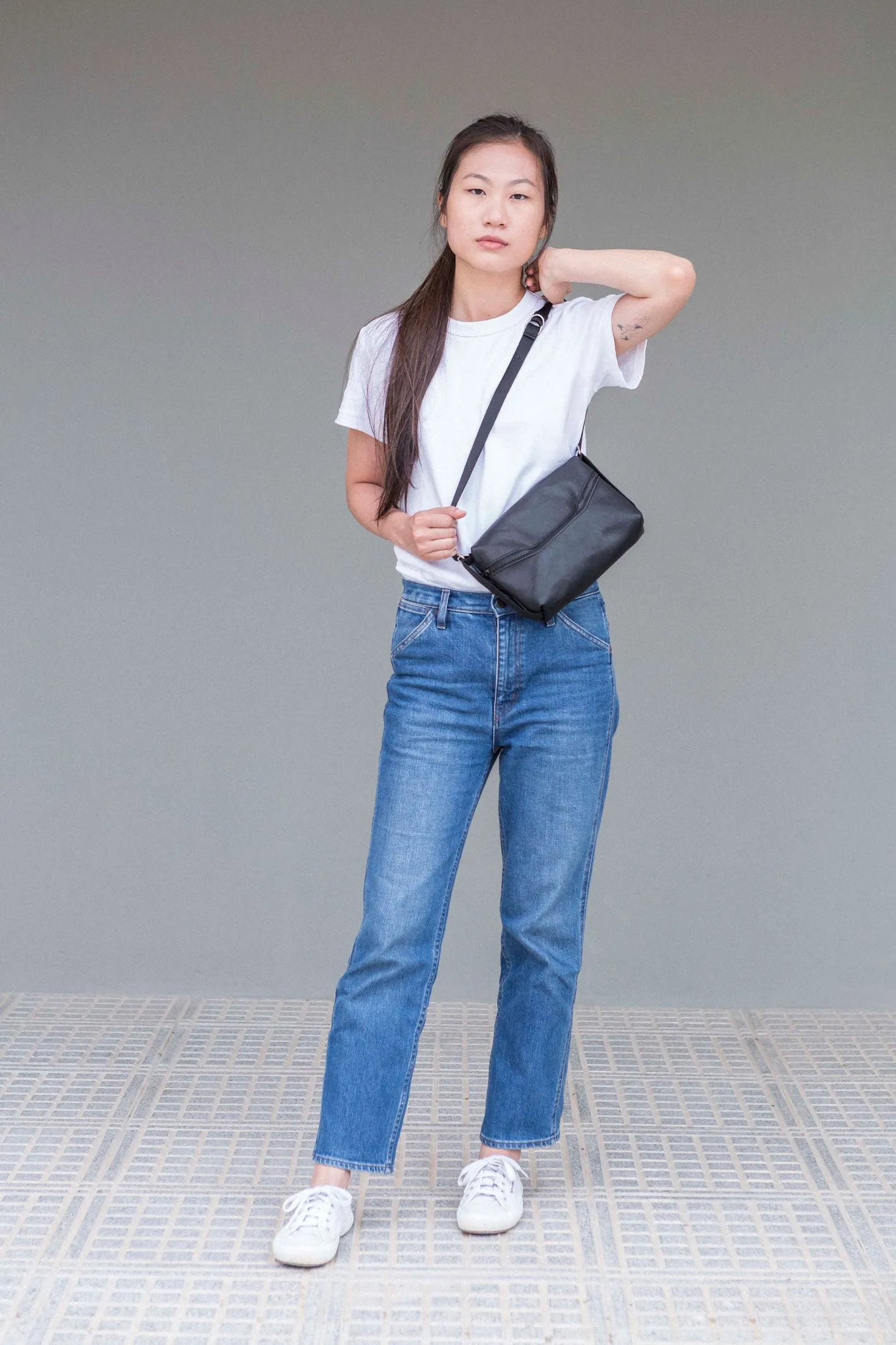 VALOR - Black Leather