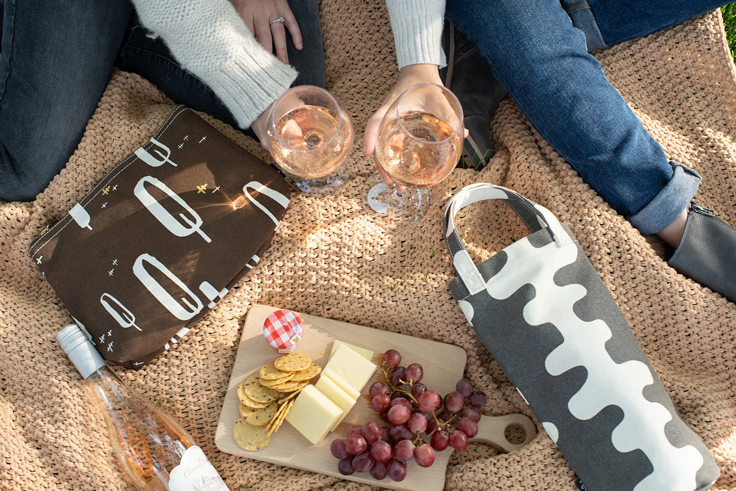Wine Tote - Echo Charcoal